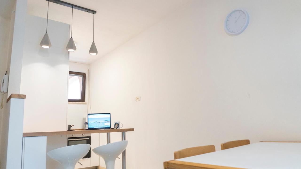 Sa Domu Downtown - Pms Casevacanze Олбия Екстериор снимка
