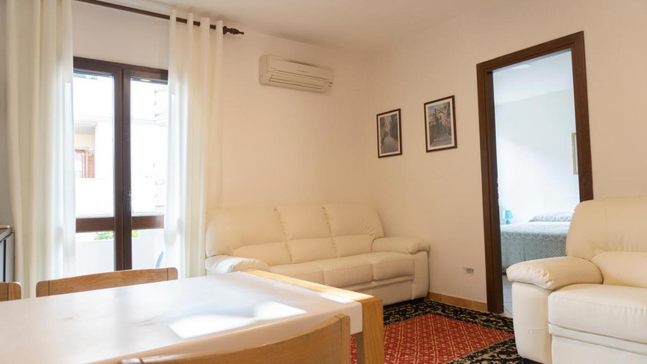 Sa Domu Downtown - Pms Casevacanze Олбия Екстериор снимка